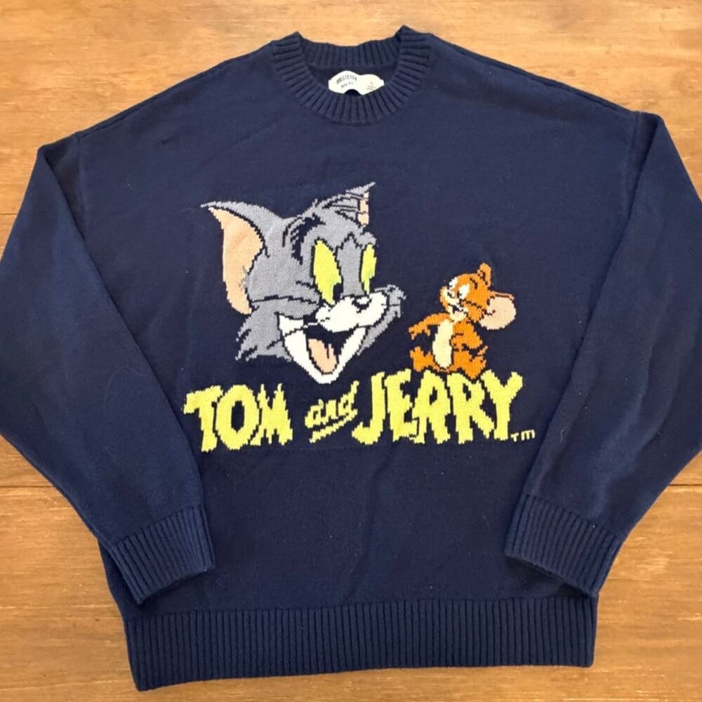 Hollister Tom & Jerry Women’s Large Navy Boxy Fit Graphic Knit Sweater